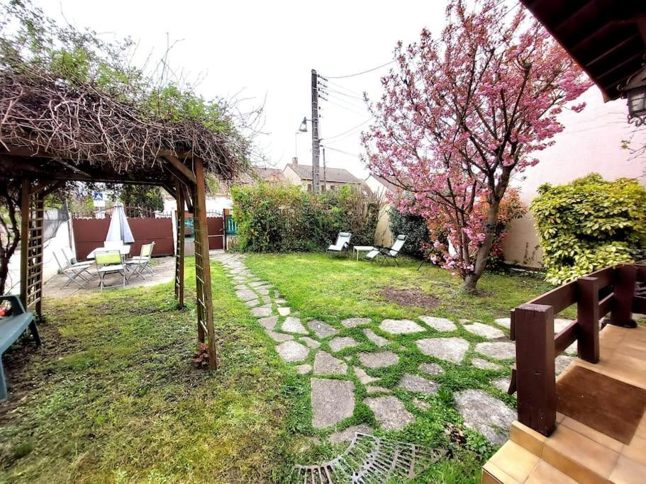 Villa Manarola - 10pers/4ch - Jacuzzi & Jardin